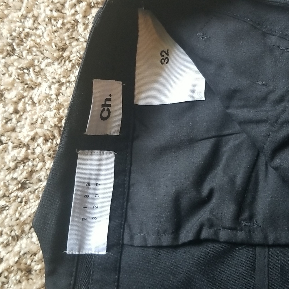 Ch. Chapter cropped pants - Picture 2 of 4